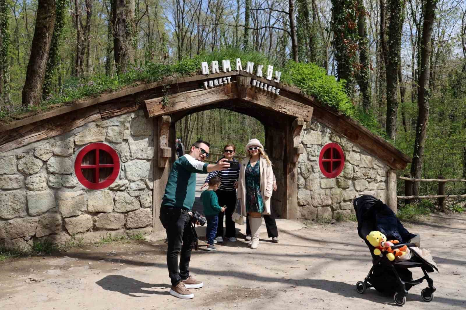 Doğaseverlerin uğrak noktası Ormanya bahara "merhaba" dedi
Doğaseverlerin uğrak noktası Ormanya bahara "merhaba" dedi