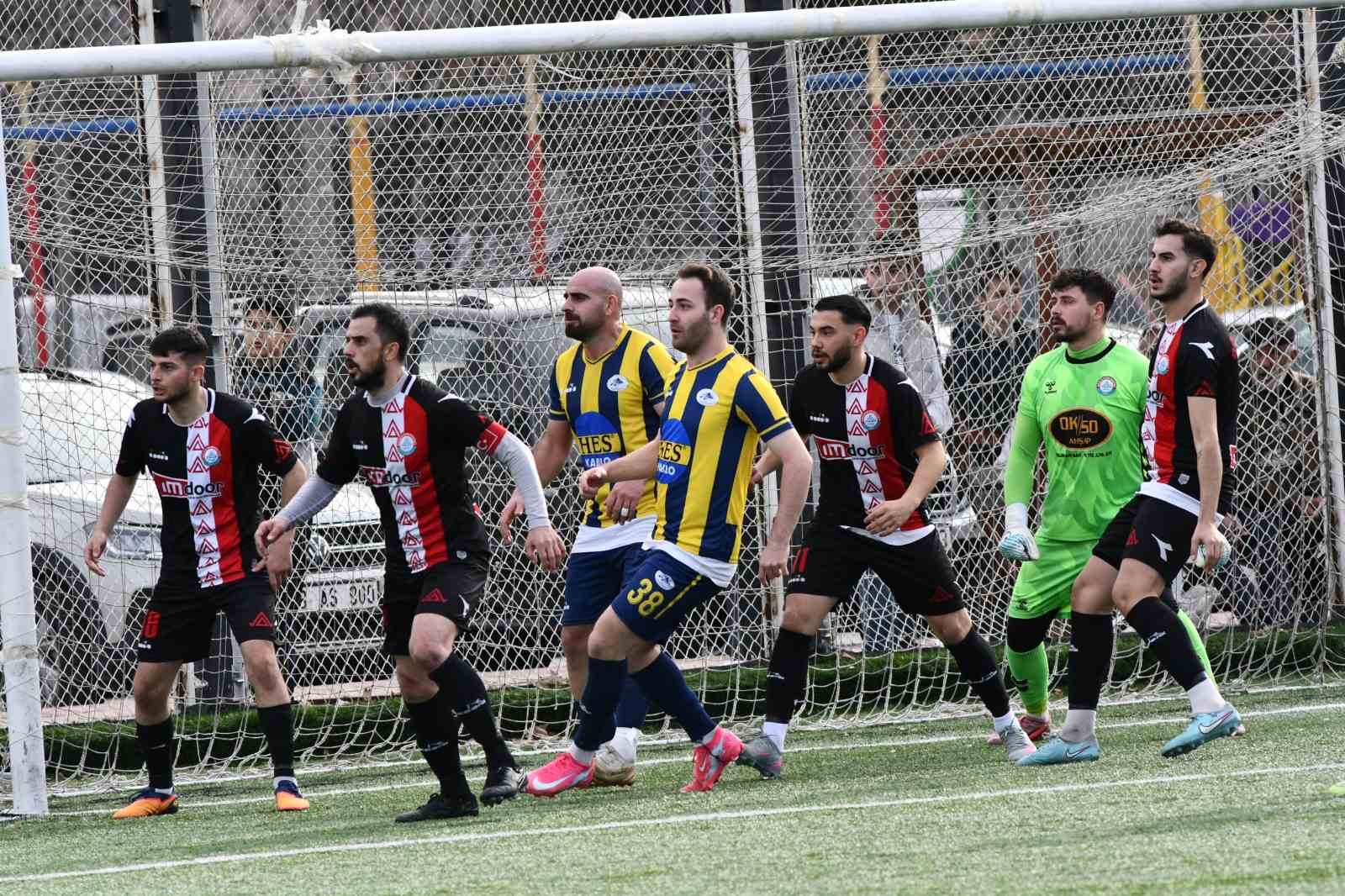 Döğergücü zirve takibini sürdürdü
