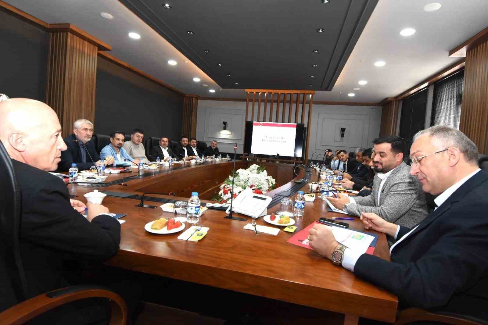 Doğu Anadolu İhracatçılar Birliği’nde görev dağılımı tamamlandı.
