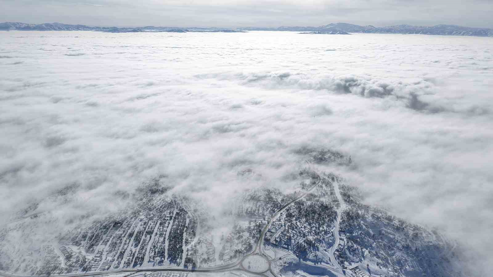 Doğu Anadolu’da kar, Avrupa manzaralarını anımsatıyor
