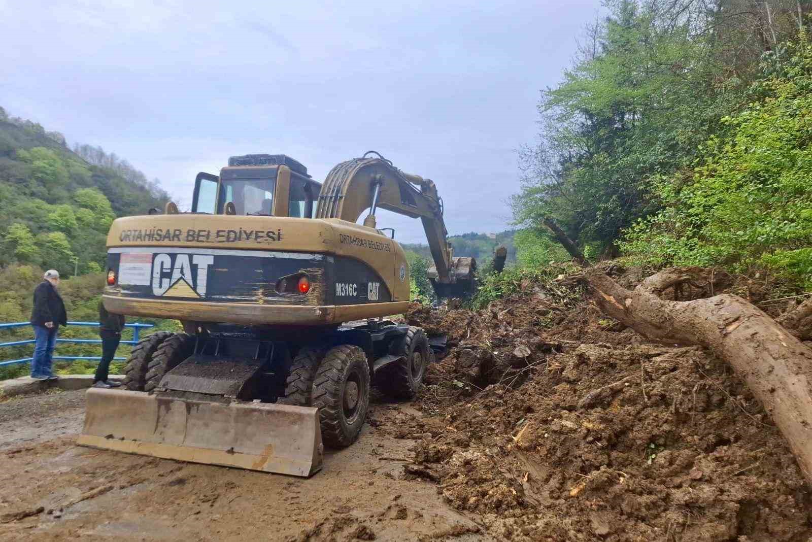 Doğu Karadeniz Bölgesi’nde son günlerde değişken hava şartları, sel ve heyelan riskini beraberinde getiriyor
