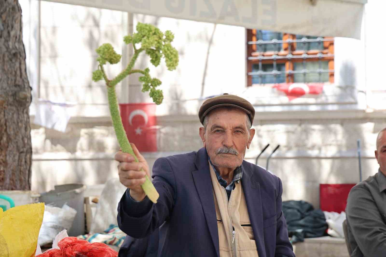 Doğu’nun vitamin deposu muzu ‘ışkın’ tezgahlarda yerini aldı
