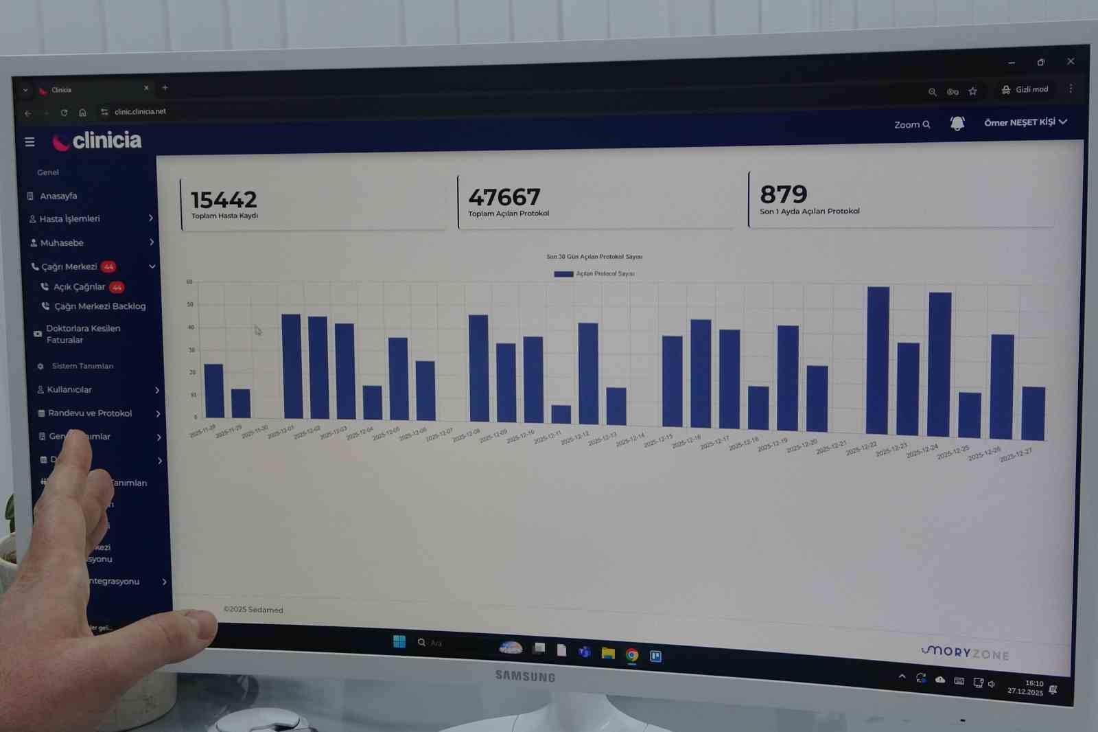Doktor çift, hayat kurtaran teknoloji geliştirdi: Yapay zekalı takip sistemiyle anında müdahale imkanı
Doktor çift, hayat kurtaran teknoloji geliştirdi: Yapay zekalı takip sistemiyle anında müdahale imkanı