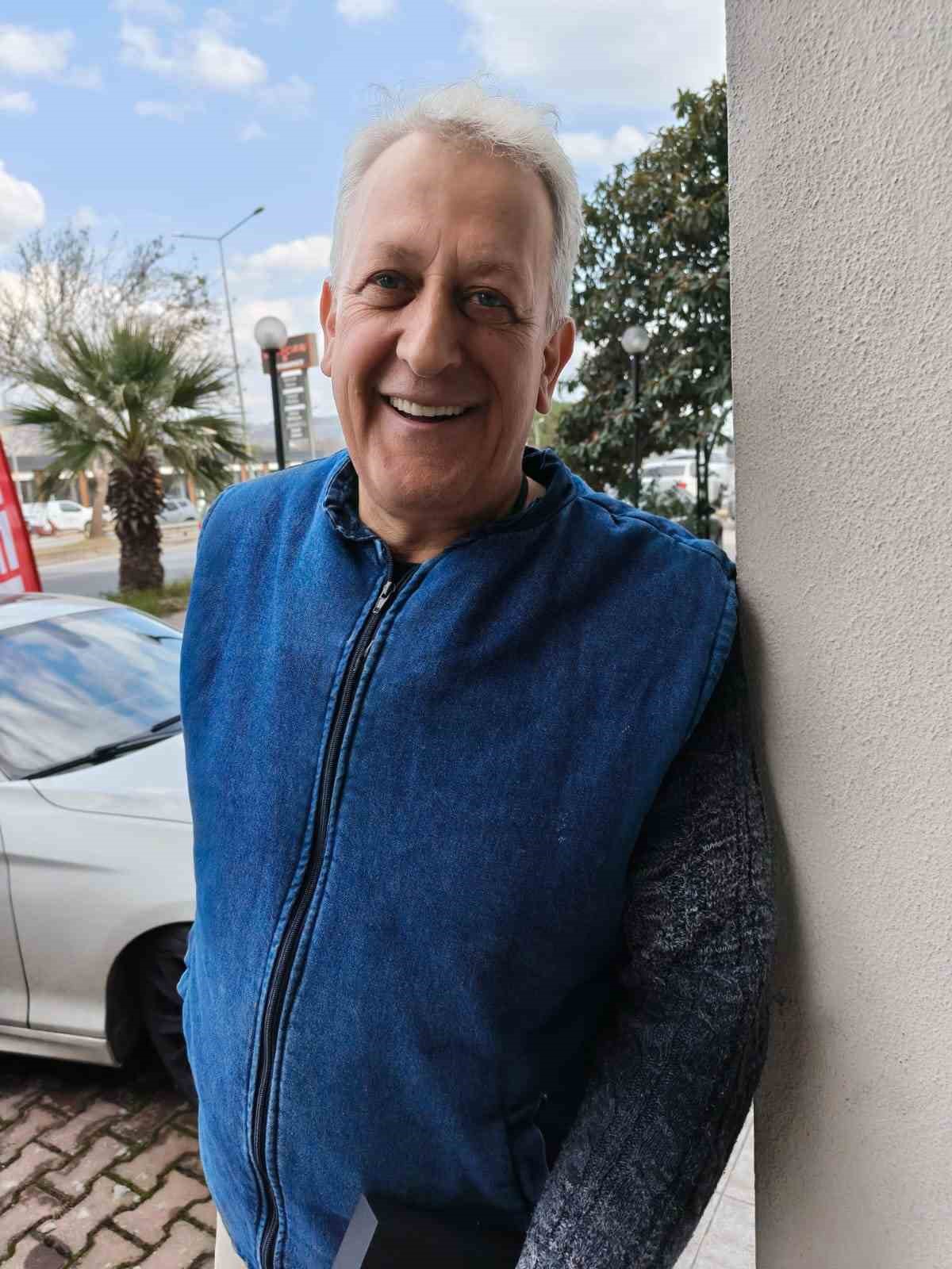 Doktorlar ‘yaşamaz’ dedi, eşinin desteği hayatta tuttu
