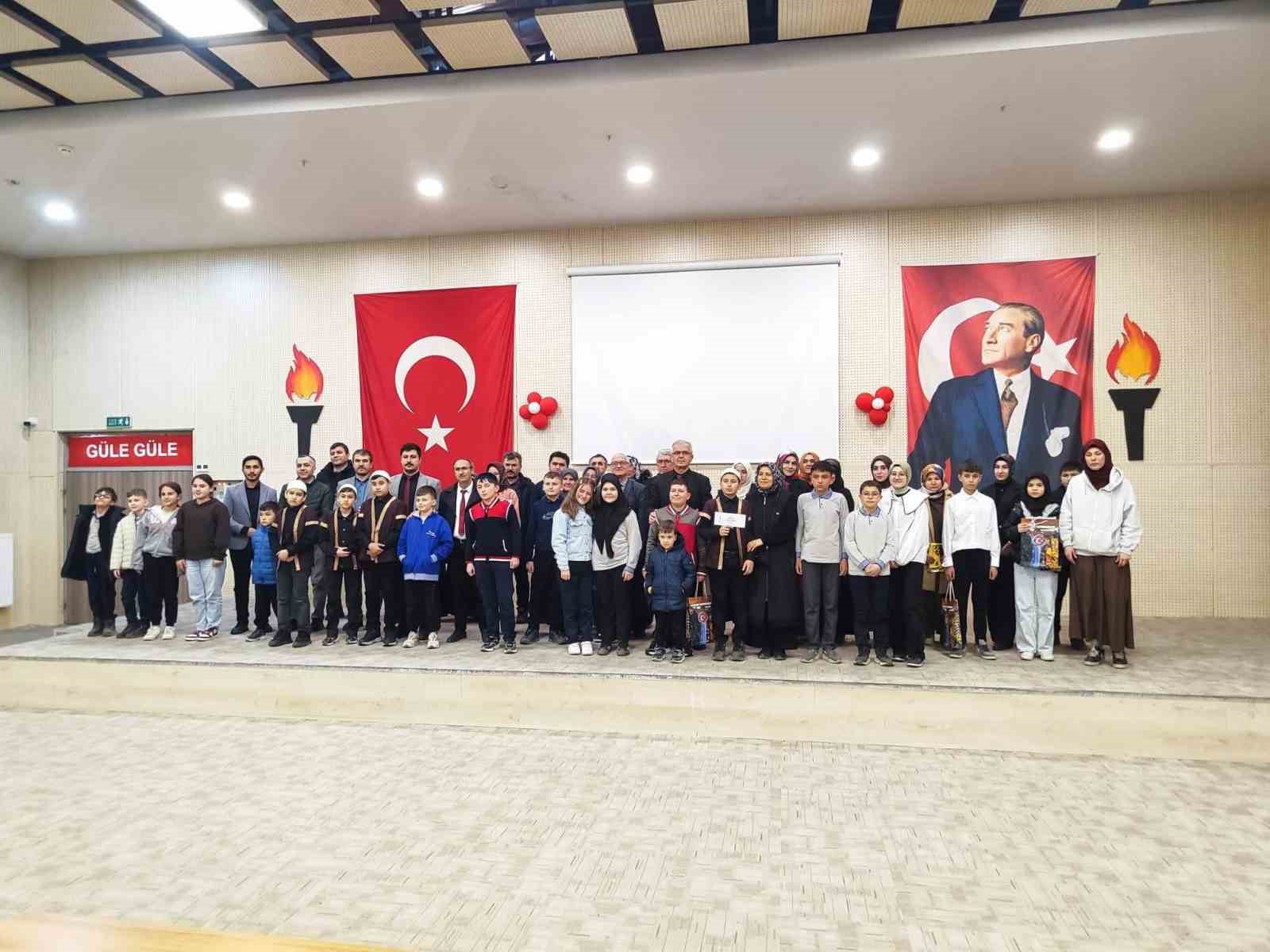 Domaniç’te Kur’an-ı Kerim’i Güzel Okuma Yarışması düzenlendi
