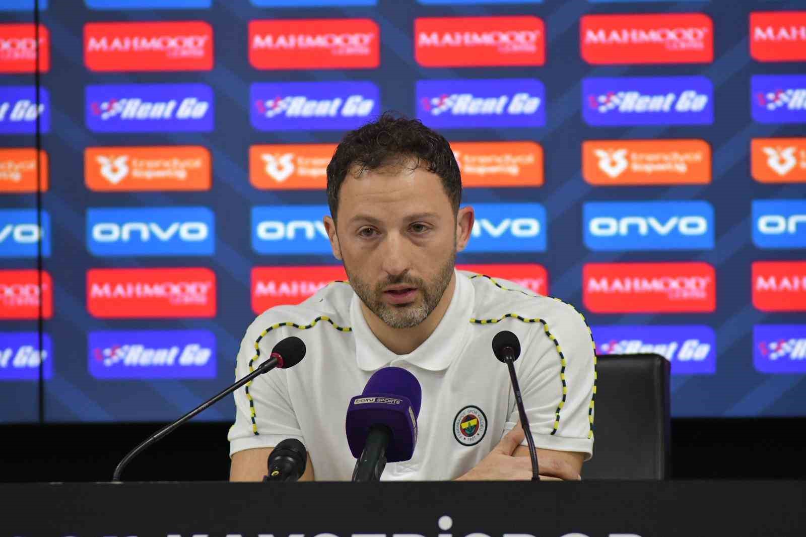 Domenico Tedesco: "Takım bugün çok güzel bir performans sergiledi"

