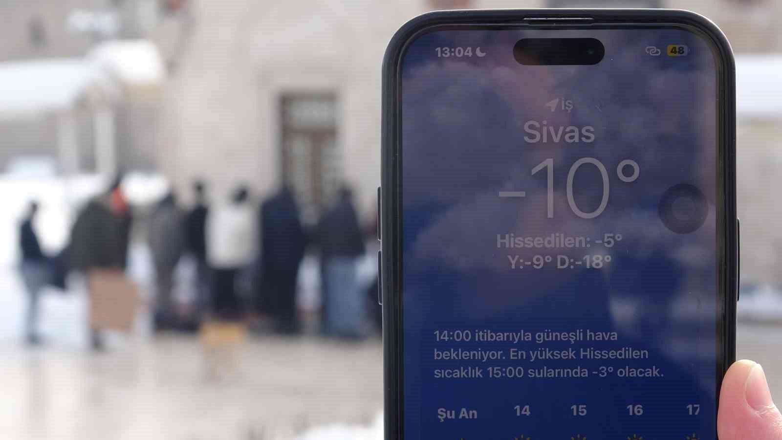 Dondurucu soğuğa aldırış etmediler

