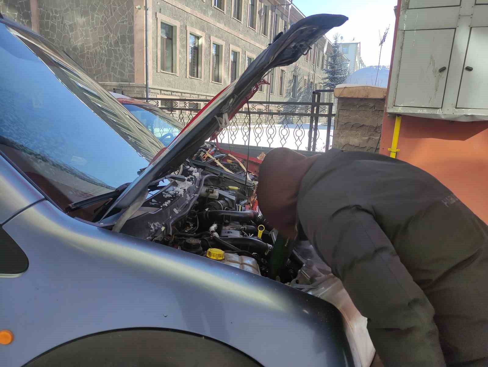 Dondurucu soğuklar araçları çalıştırmadı
