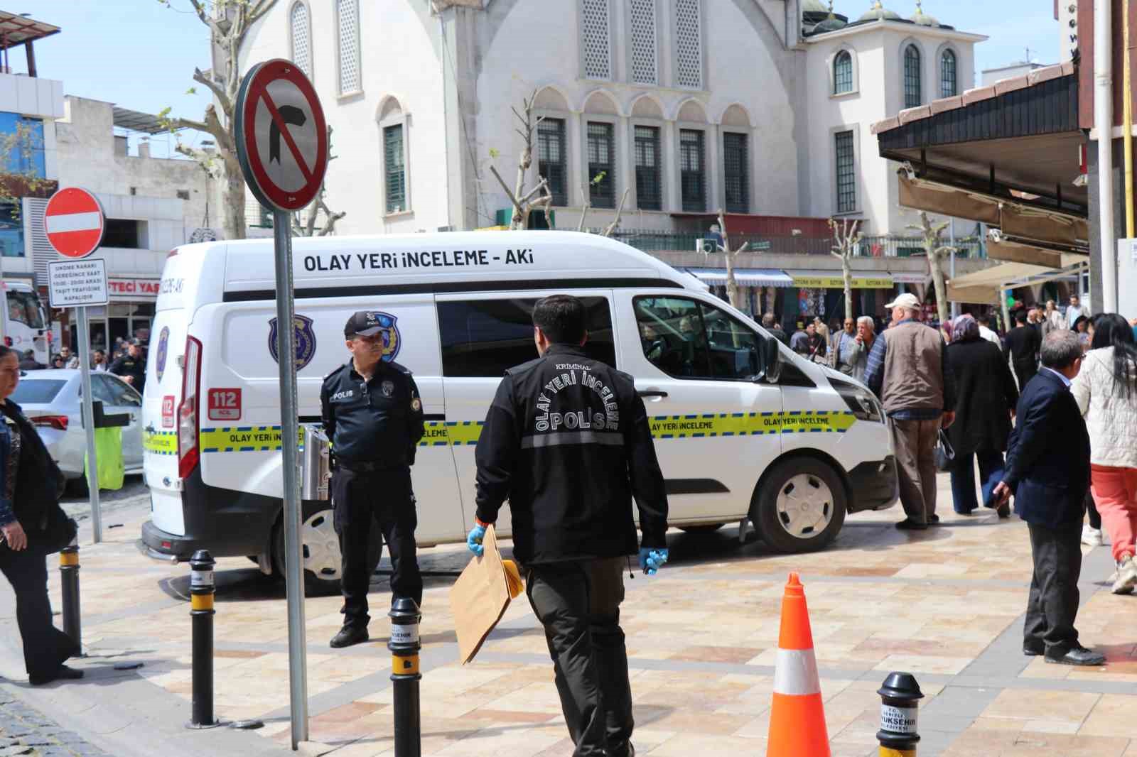 Döviz bürosunda silahlı kavgada 1 kişi yaralandı
