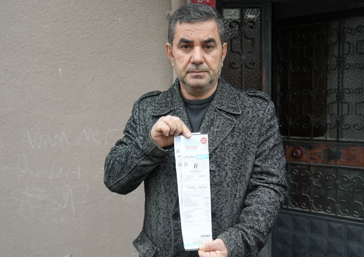 Down Sendromlu çocuğu olan vatandaşa İGDAŞ "kaçak doğalgaz kullanımı" gerekçesiyle ceza kesti
Down Sendromlu çocuğu olan vatandaşa İGDAŞ "kaçak doğalgaz kullanımı" gerekçesiyle ceza kesti