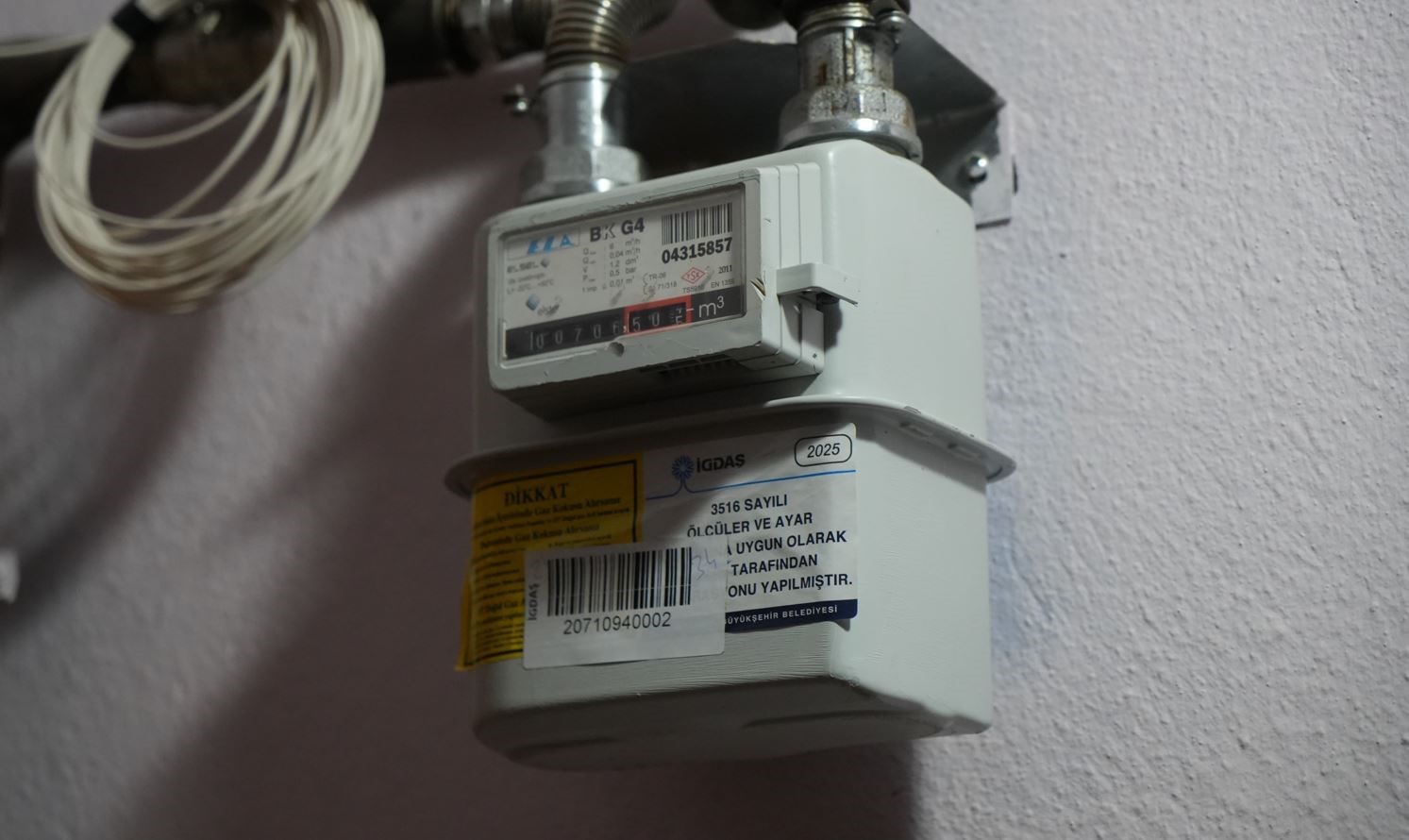 Down Sendromlu çocuğu olan vatandaşa İGDAŞ "kaçak doğalgaz kullanımı" gerekçesiyle ceza kesti
Down Sendromlu çocuğu olan vatandaşa İGDAŞ "kaçak doğalgaz kullanımı" gerekçesiyle ceza kesti