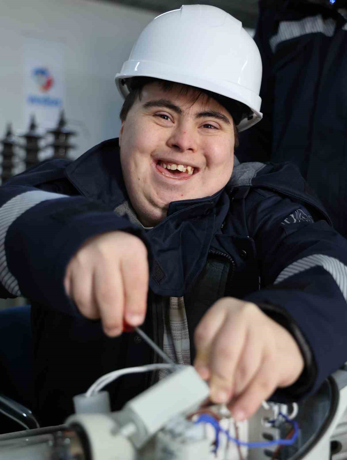Down sendromlu çocuklara enerji sektörü tanıtıldı
