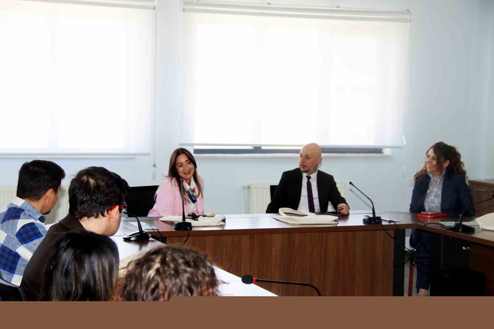 DPÜ Öğrencileri Kütahya OSB’de
