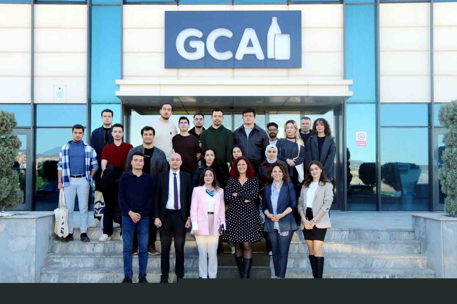 DPÜ Öğrencileri Kütahya OSB’de
