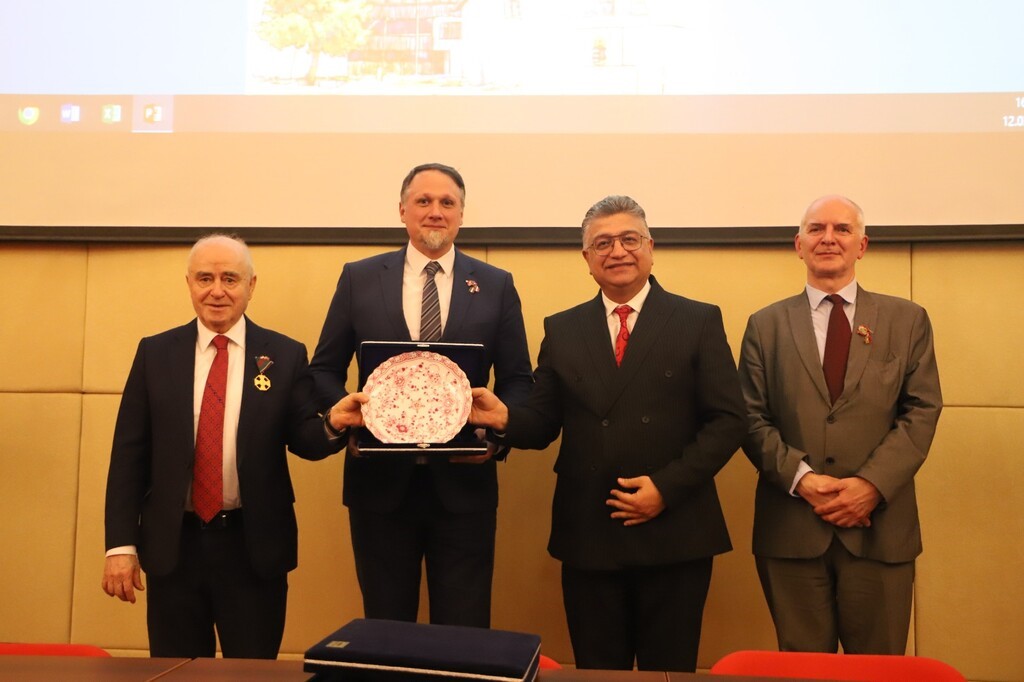 DPÜ’de "Misafirperver Bir Devlet" başlıklı konferans ve sergi
