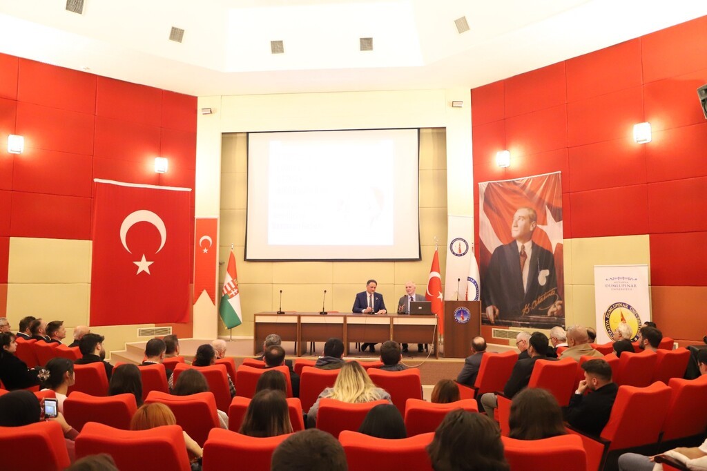 DPÜ’de "Misafirperver Bir Devlet" başlıklı konferans ve sergi
