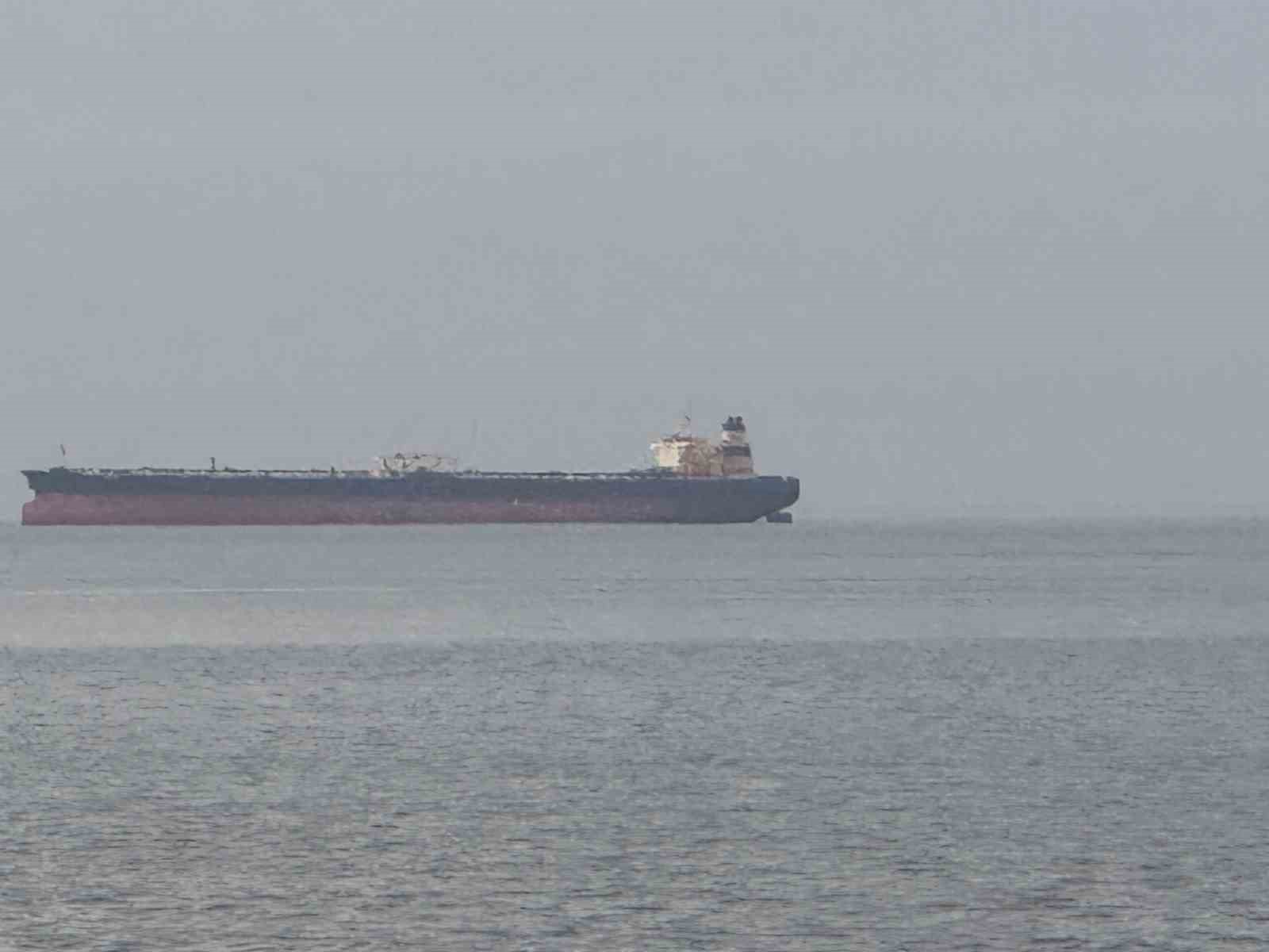 Dron saldırısına uğrayan gemi, Kastamonu’dan ayrıldı
