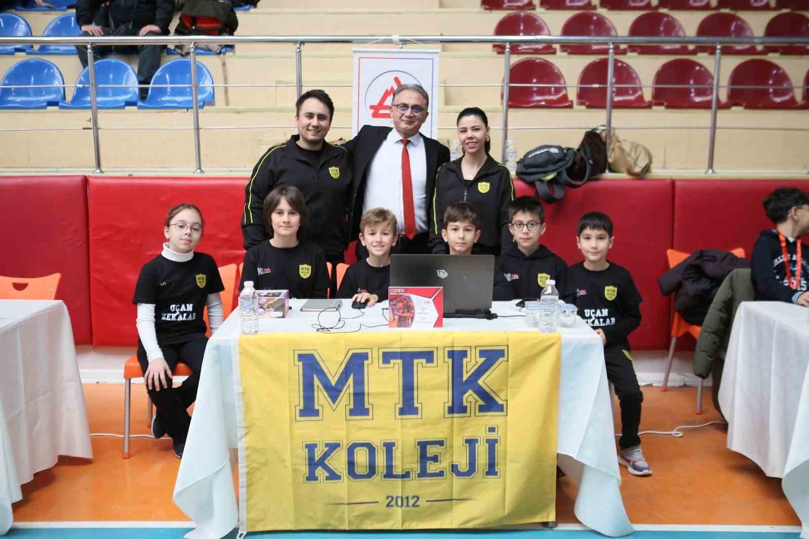 Drone yarışmasında strateji ve kodlama birinciliği MTK’nın
