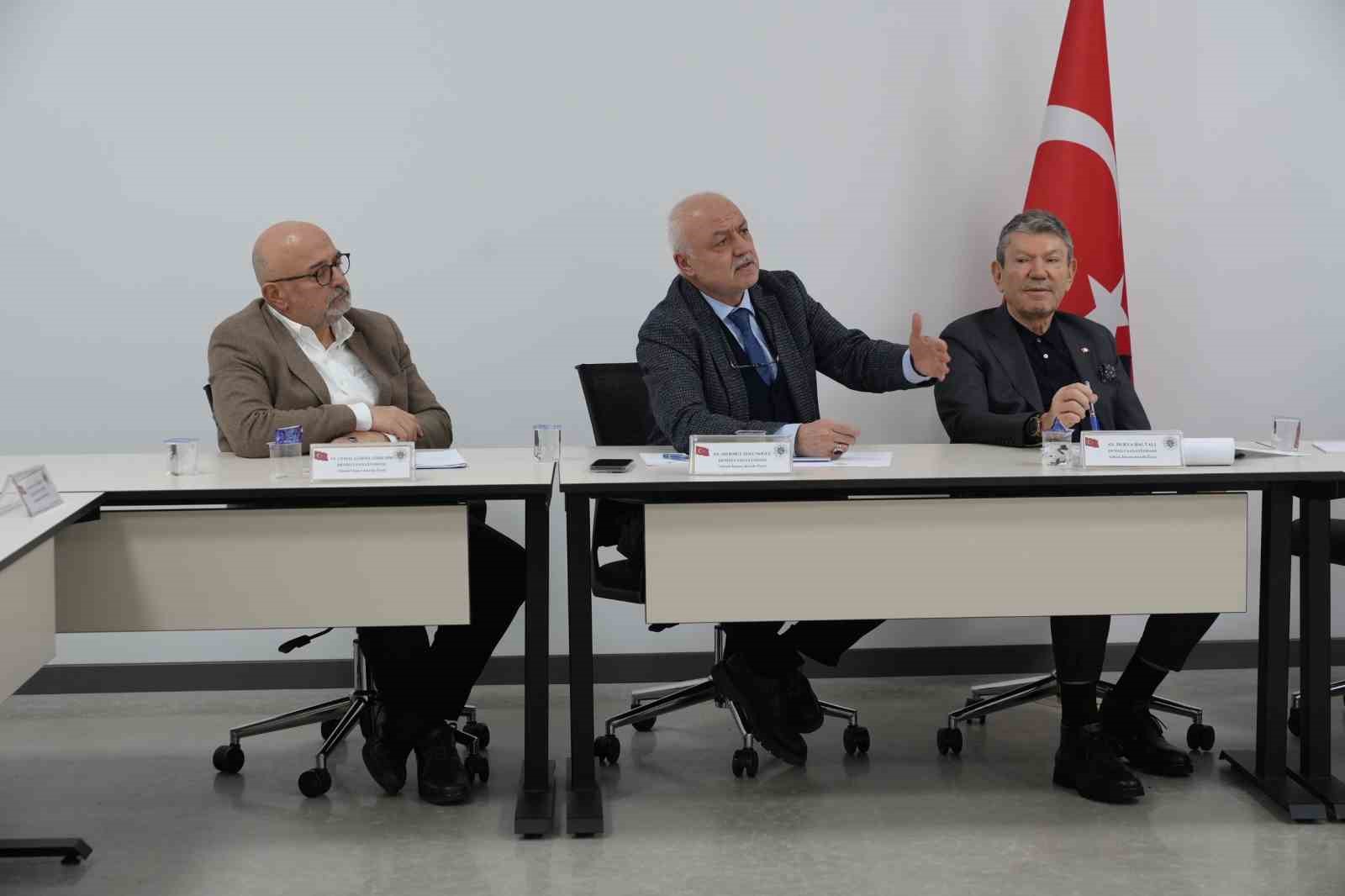 DSO Yüksel İstişare Kurulu 2026 yılının ilk toplantısı model fabrikada gerçekleştirildi
DSO Yüksel İstişare Kurulu 2026 yılının ilk toplantısı model fabrikada gerçekleştirildi