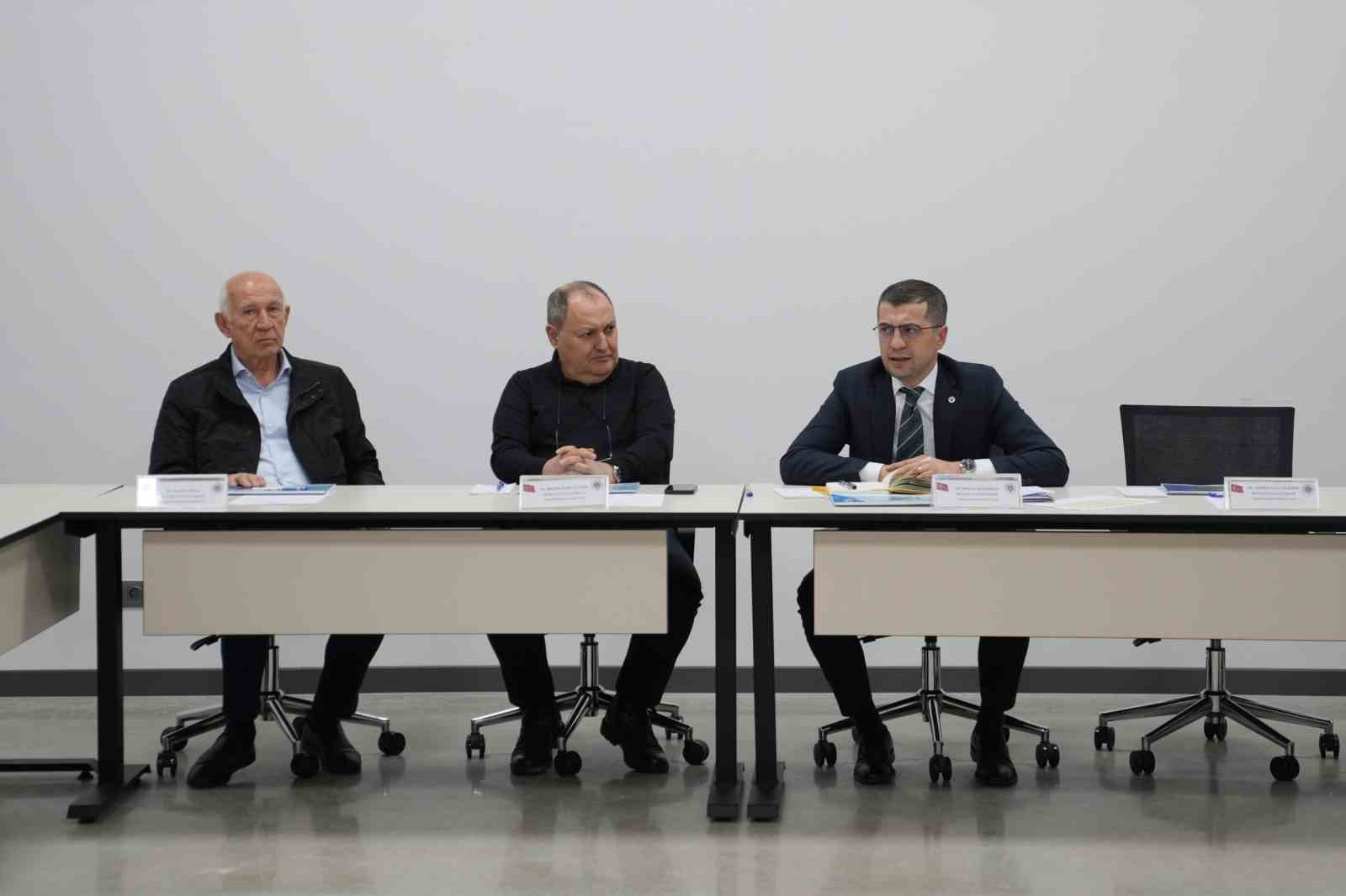 DSO Yüksel İstişare Kurulu 2026 yılının ilk toplantısı model fabrikada gerçekleştirildi
DSO Yüksel İstişare Kurulu 2026 yılının ilk toplantısı model fabrikada gerçekleştirildi