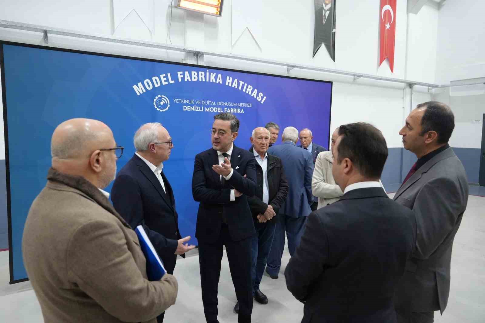 DSO Yüksel İstişare Kurulu 2026 yılının ilk toplantısı model fabrikada gerçekleştirildi
DSO Yüksel İstişare Kurulu 2026 yılının ilk toplantısı model fabrikada gerçekleştirildi
