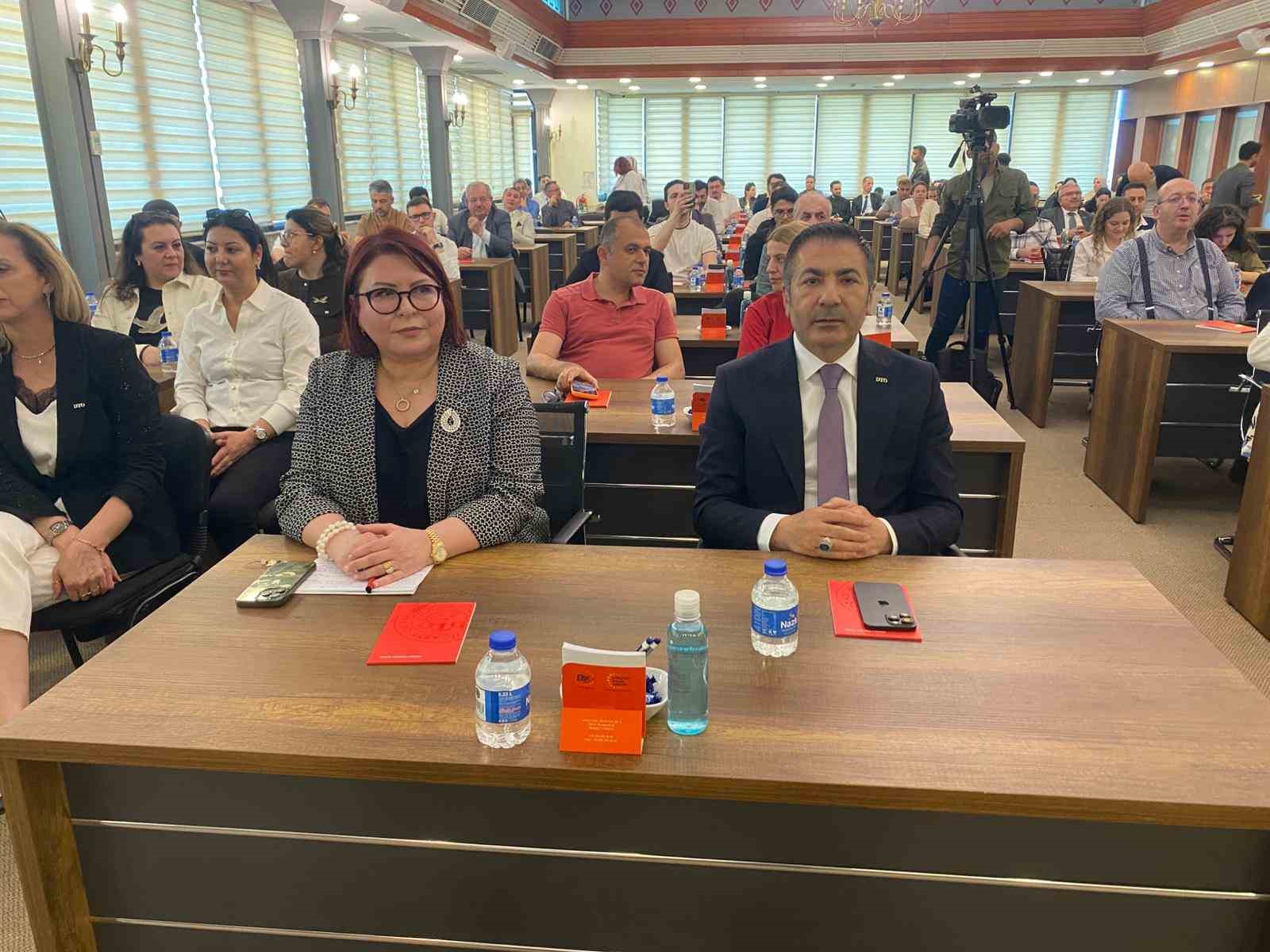 DTO Başkanı Erdoğan, ""Artık ticaretin yeni dili dijitalleşmedir ve rekabetin yeni sahası e-ticaret olmuştur"
