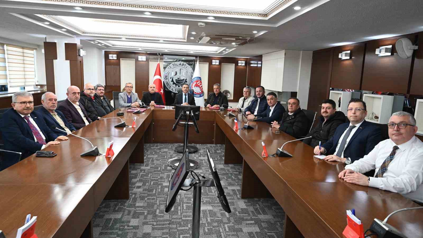 DTO’nun yeni binası için imzalar atıldı
DTO’nun yeni binası için imzalar atıldı