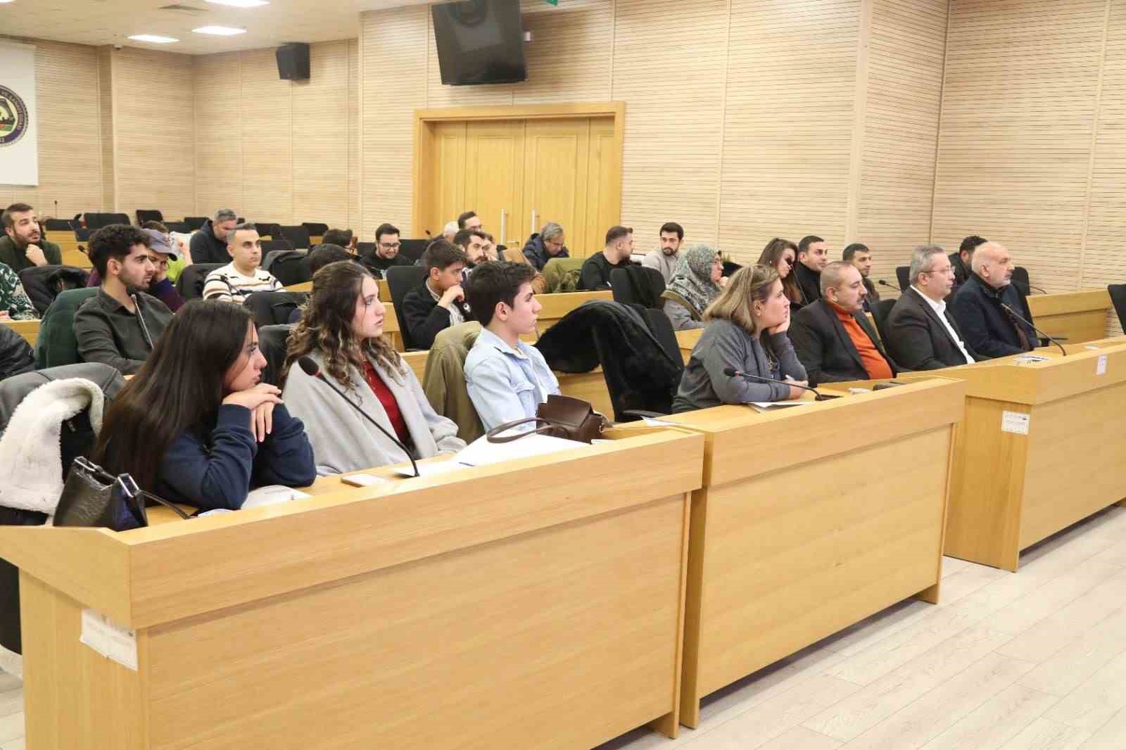 DTSO Başkanı Kaya: "Kültürel miras en güçlü sermayemizdir"
DTSO Başkanı Kaya: "Kültürel miras en güçlü sermayemizdir"
