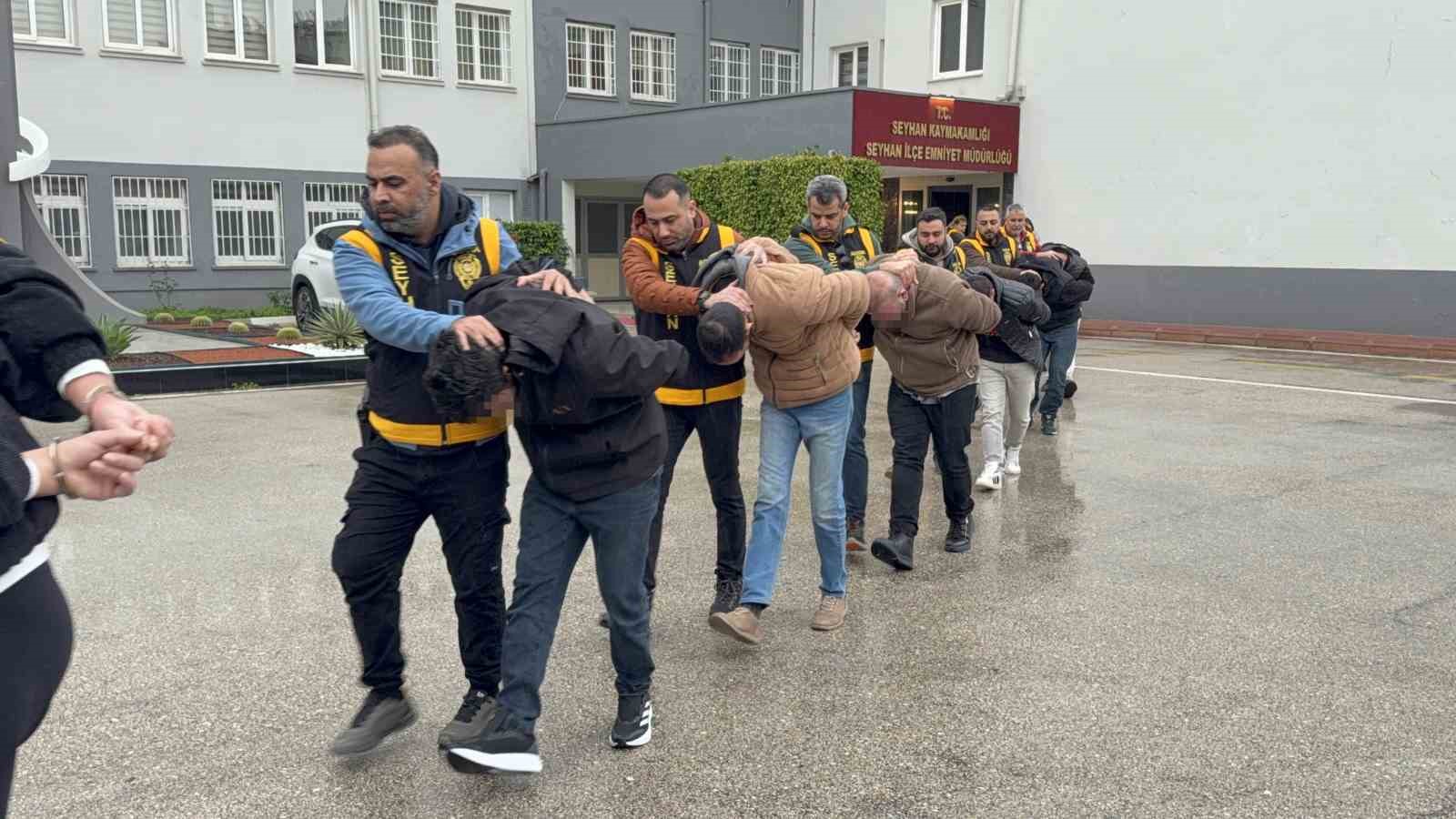 Dublörlerle 10 milyonluk vurgun: Kod adları "Profesör", "Firavun" ve "Azad" çıktı
