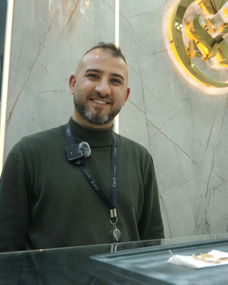 Düğünlerde çeyrek altının yerini gram altın ve nakit para aldı
Düğünlerde çeyrek altının yerini gram altın ve nakit para aldı