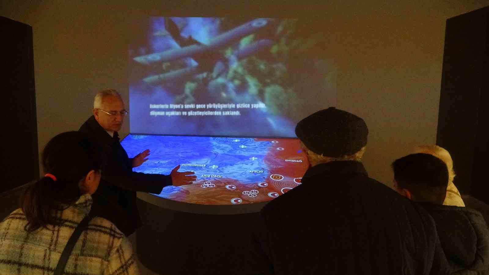 Dumlupınar Diorama Müzesi yoğun ilgi görüyor
