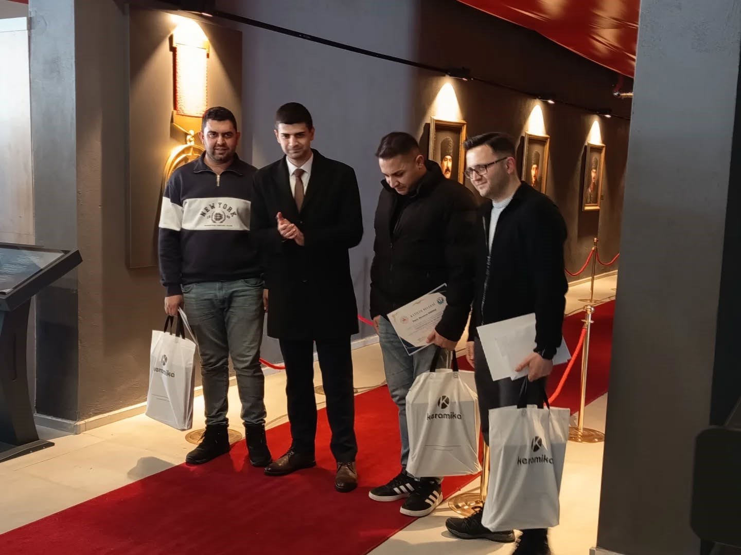 Dumlupınar’da "Objektifimden Dumlupınar" fotoğraf yarışmasının ödülleri sahiplerini buldu
