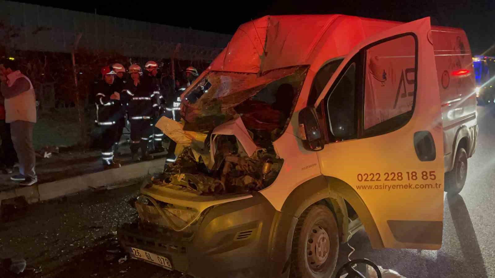 Dün gece meydana gelen feci kazada 54 yaşındaki kadın hayatını kaybetti
