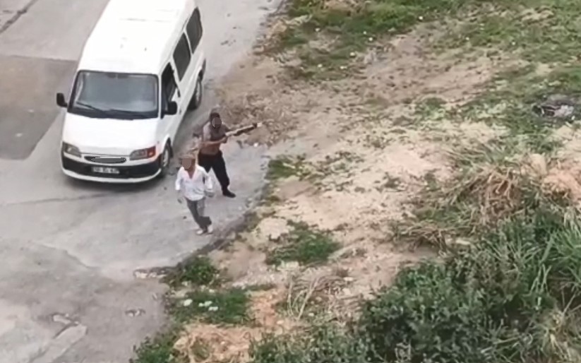 Dün taşlarla saldırdılar, bugün silahlarla ateş açtılar: 6 gözaltı
