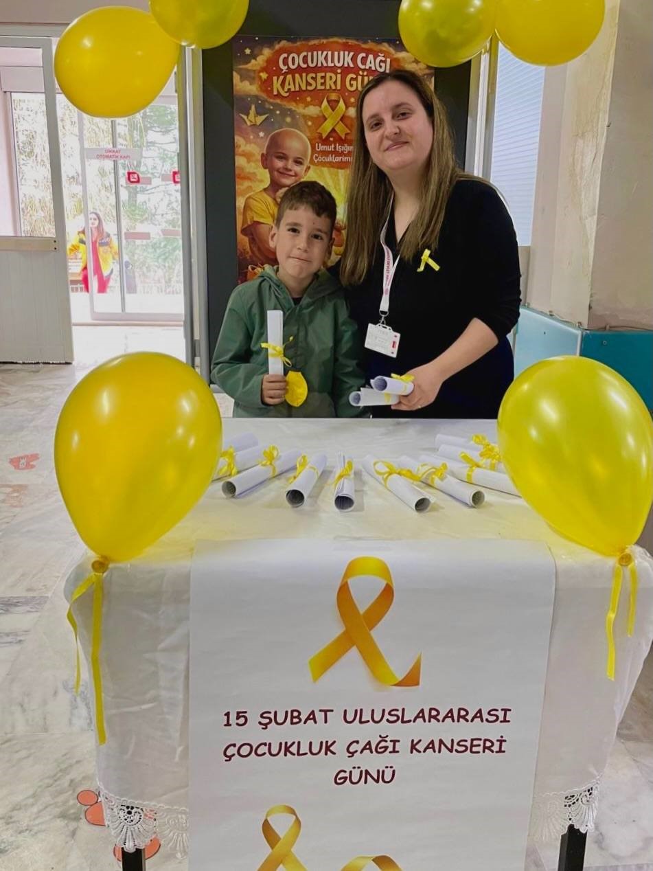 "Dünya Çocukluk Çağı Kanser Günü" farkındalığı
