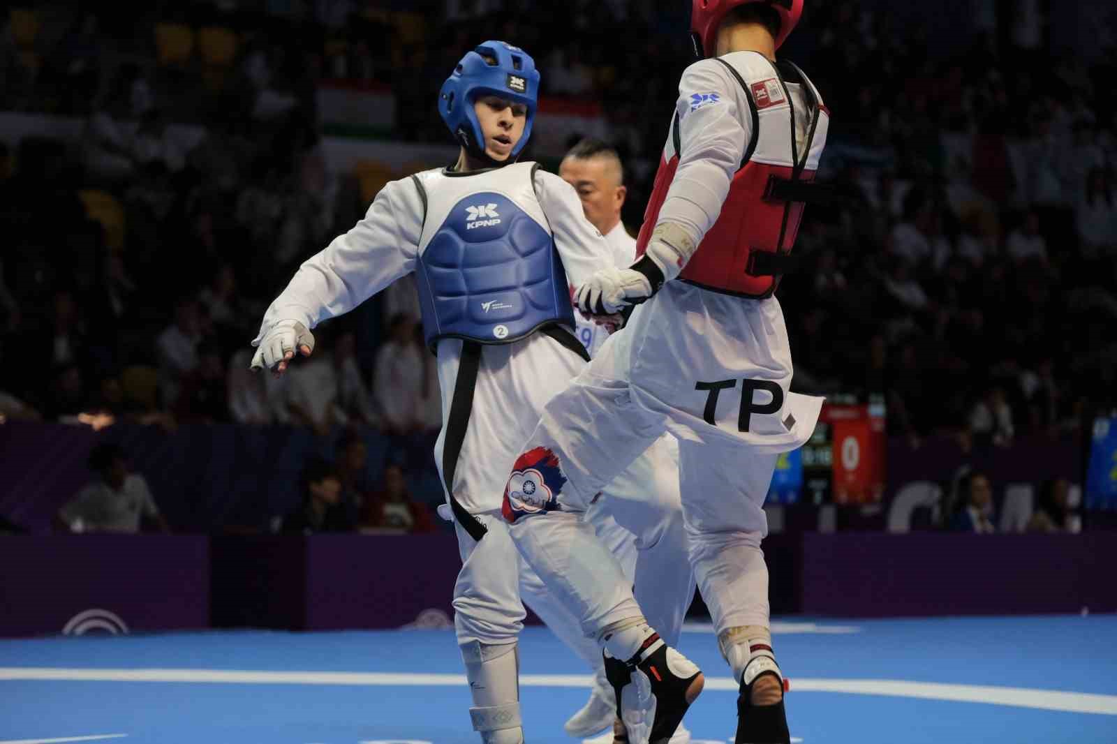 Dünya Gençler Taekwondo Şampiyonası’nda çifte bronz

