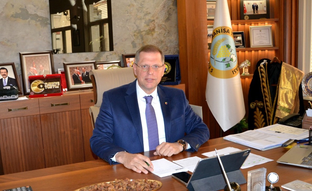 Dünya kuru üzümünün kalbi Manisa’da atıyor
Dünya kuru üzümünün kalbi Manisa’da atıyor