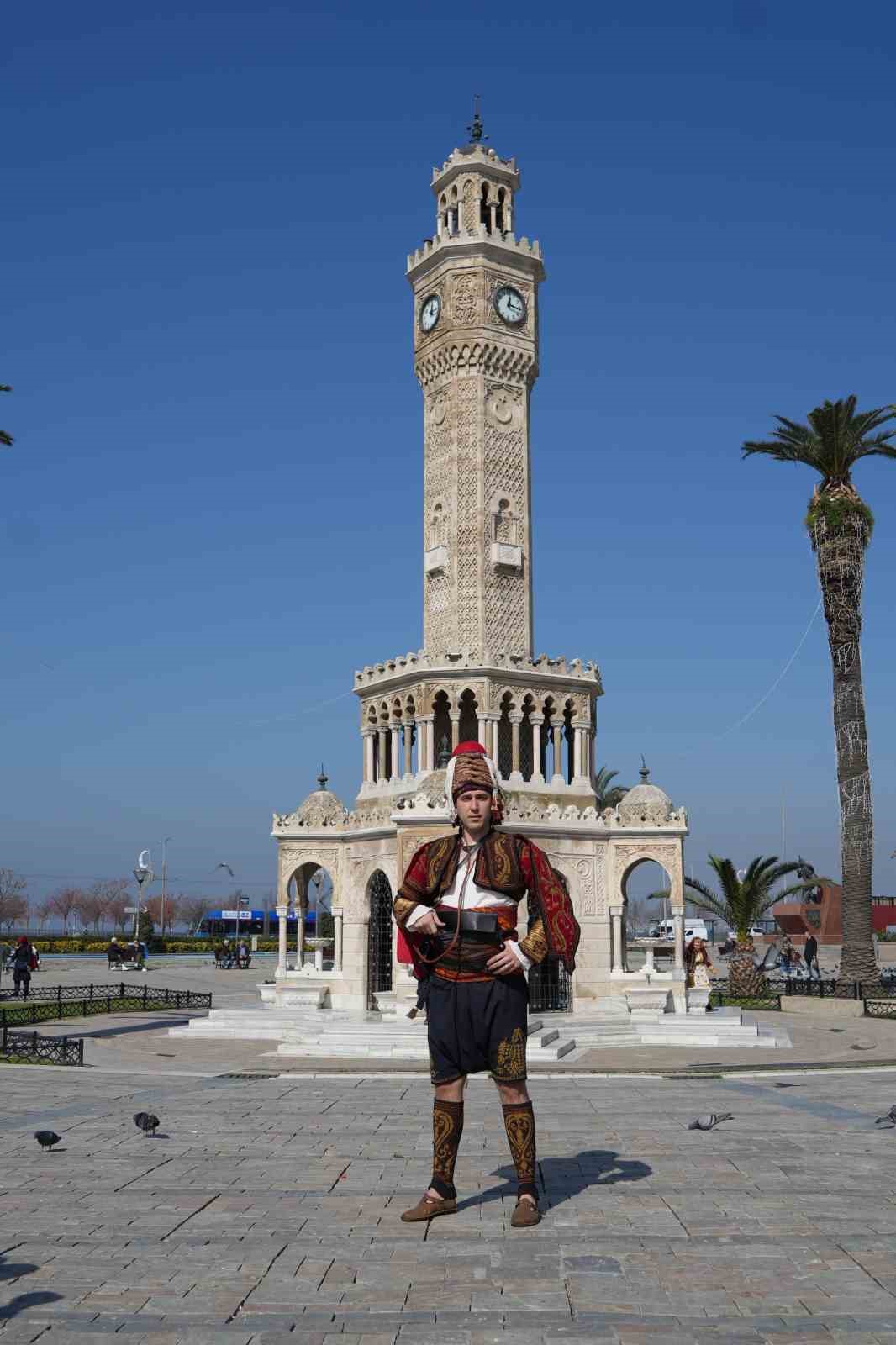 Dünya meydanlarında bir ’Efe’: Ege’nin zeybeğini Avrupa’ya taşıdı
