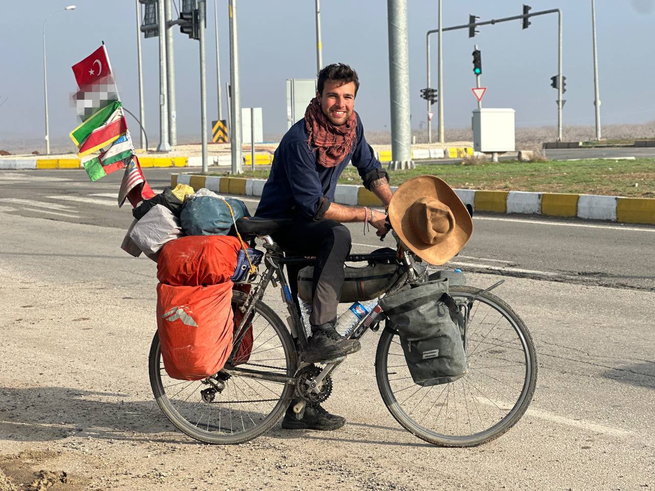 Dünya turundaki İtalyan gezginin Türkiye’deki ilk durağı Şanlıurfa oldu
