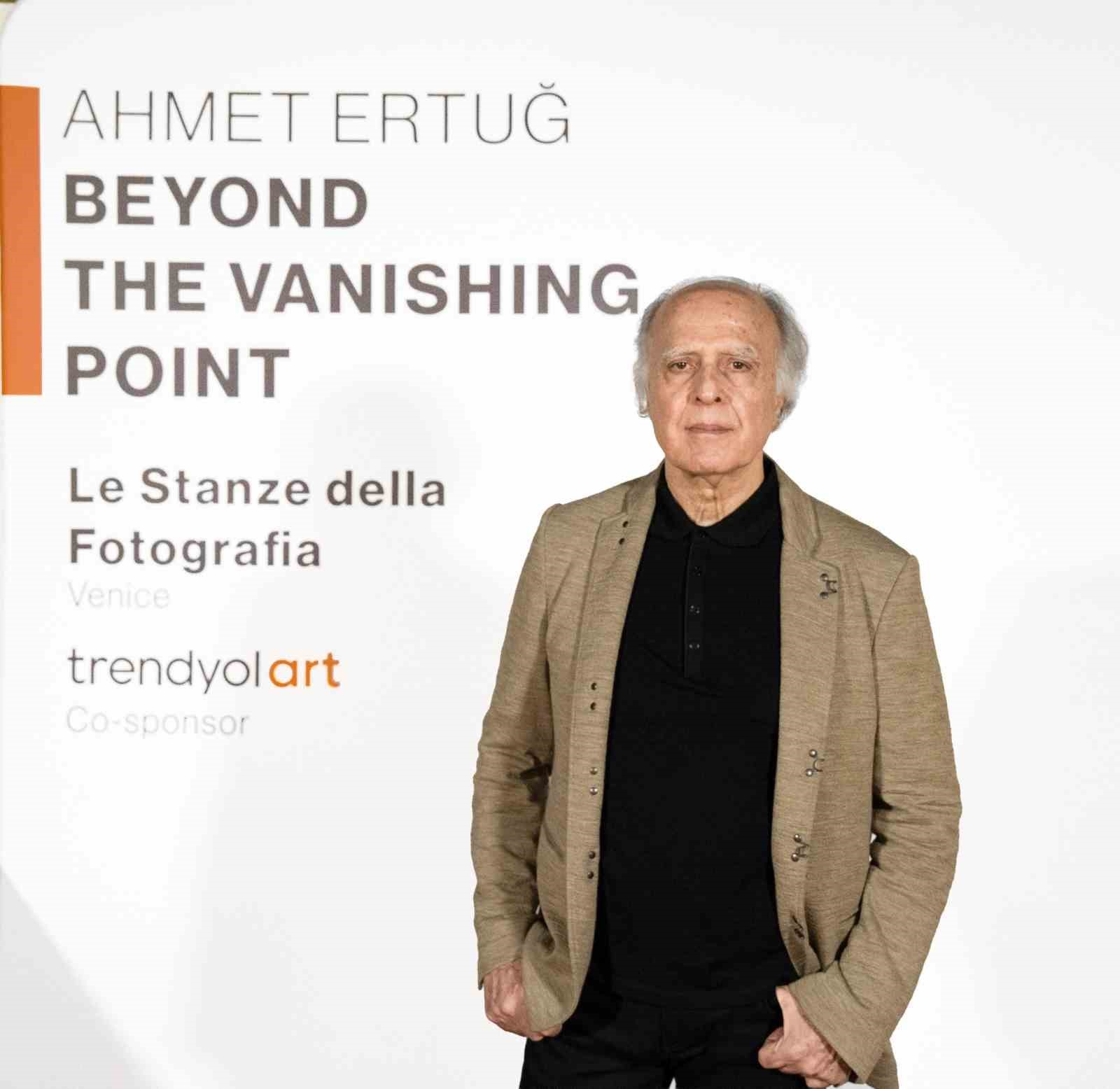 Dünyaca ünlü fotoğrafçı Ahmet Ertuğ Trendyol Sanat desteğiyle Venedik sahnesinde
Dünyaca ünlü fotoğrafçı Ahmet Ertuğ Trendyol Sanat desteğiyle Venedik sahnesinde