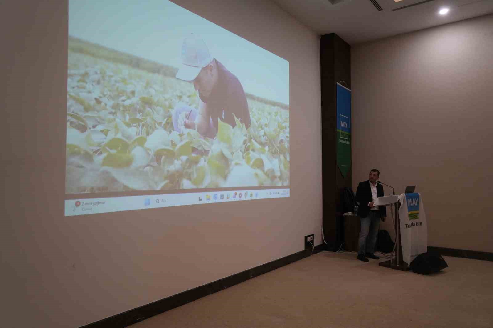 Dünyanın dört bir yanına tohum ihraç eden firmadan Samsun’da çiftçilere eğitim
