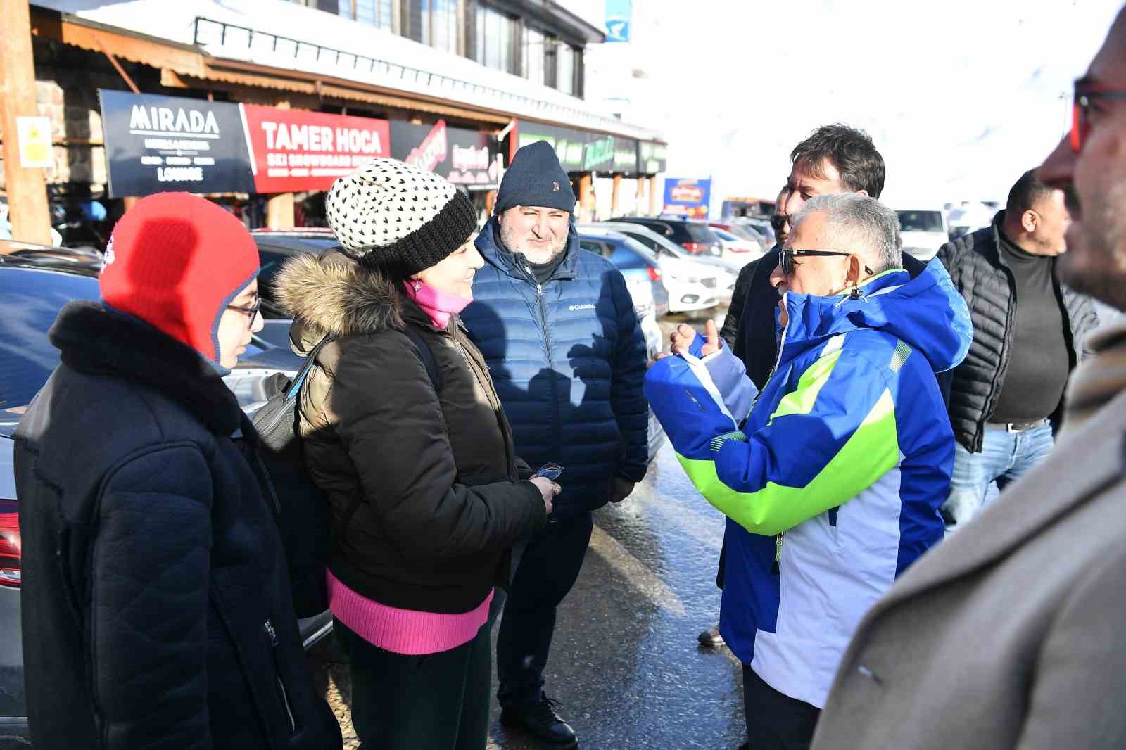 Dünyanın dört bir yanından gelen misafirlerden Erciyes’e övgü
Dünyanın dört bir yanından gelen misafirlerden Erciyes’e övgü