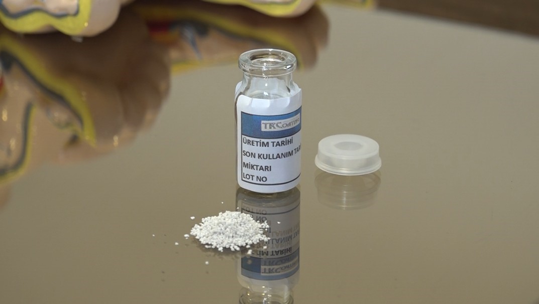 Dünyanın ilk enfeksiyonlu bölgeye uygulanabilen yapay kemiği Eskişehir’de geliştirildi
