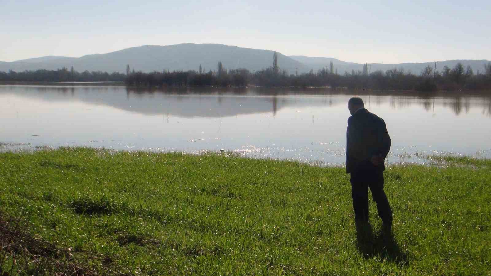 Dünyanın tek inilen yaylasında su kuyuları boş
