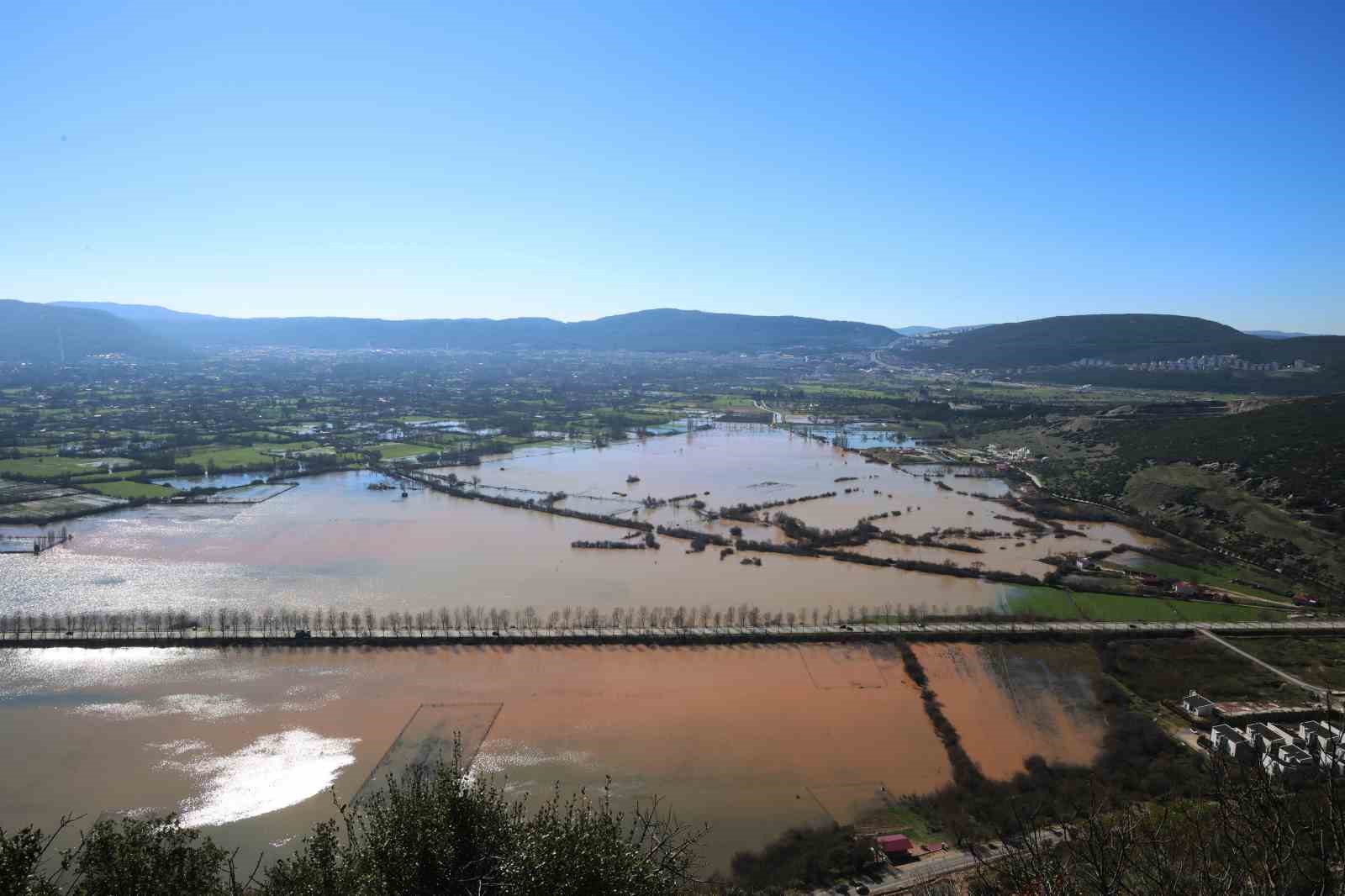 Dünyanın tek inilen yaylasında su kuyuları boş

