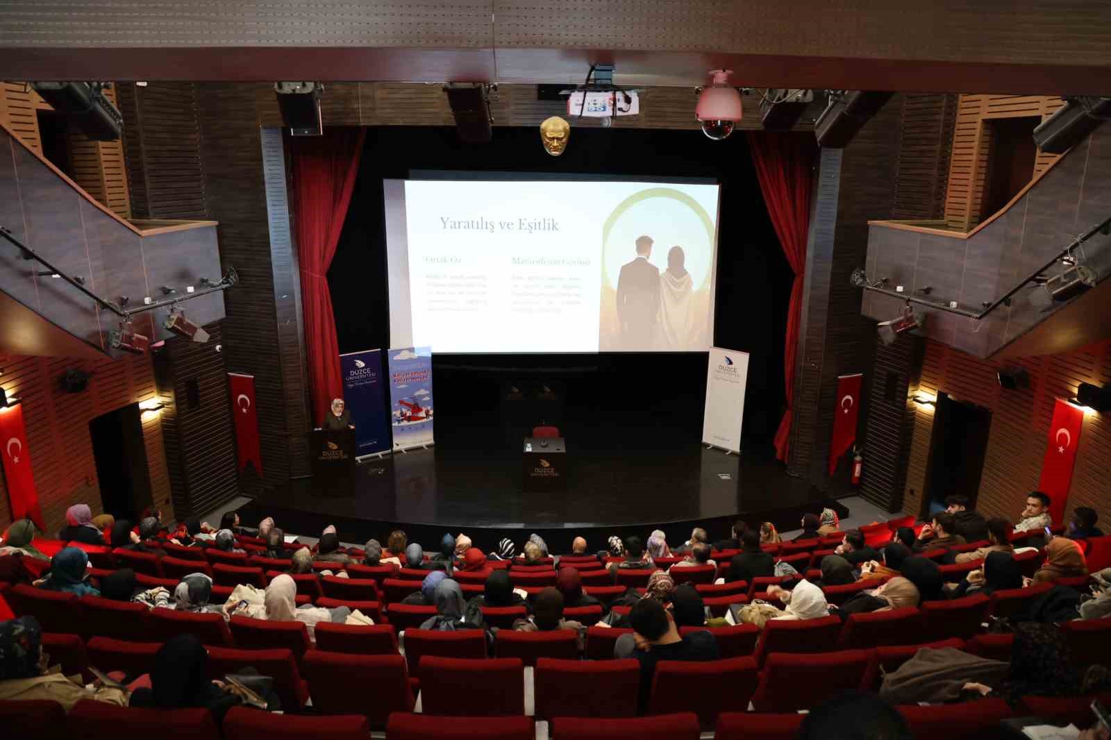 Dünyayı imar görevinde kadın konferansı düzenlendi
