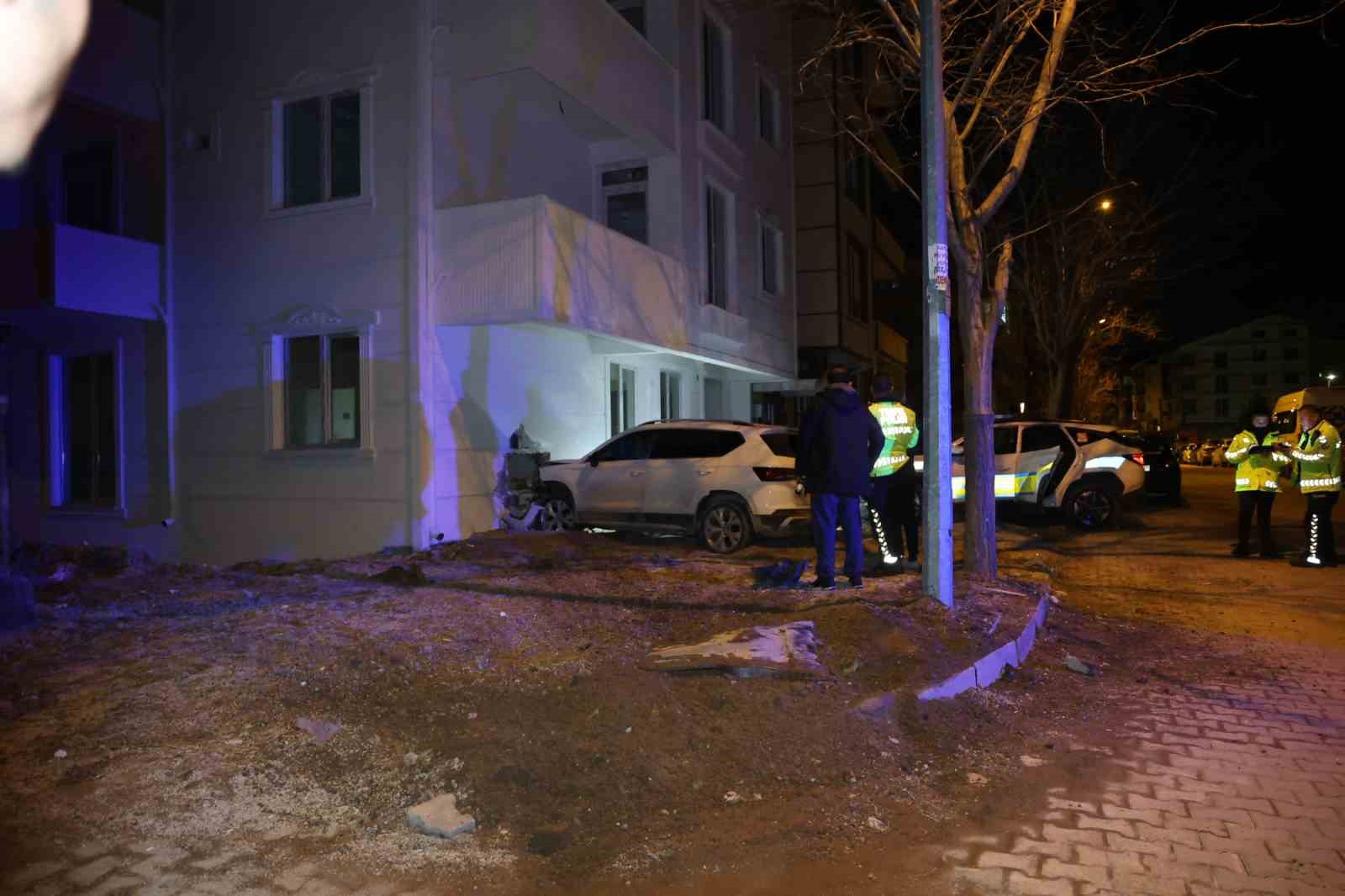 ’Dur’ ihtarına uymadı, kaza yapınca durmak zorunda kaldı
