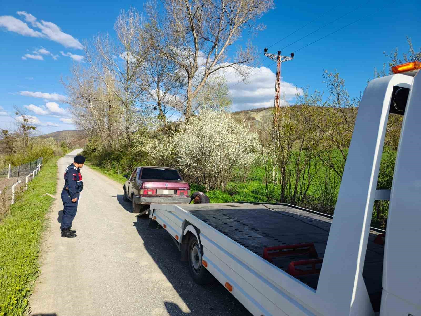 ‘Dur’ ihtarına uymayan sürücülere toplam 582 bin 431 lira ceza kesildi
