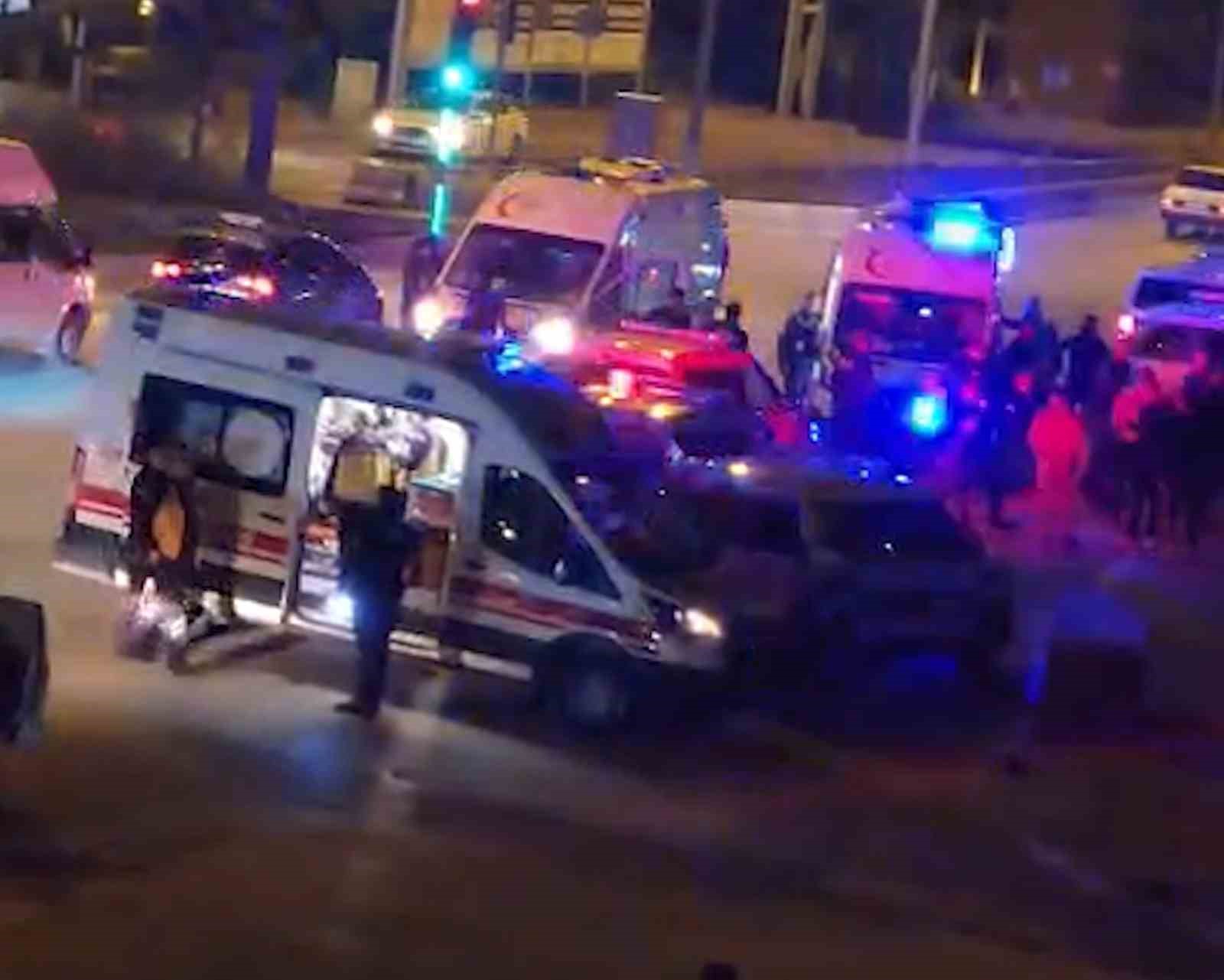 "Dur" ihtarına uymayıp 3 polisi darbeden alkollü sürücünün ceza belli oldu: Tam 646 bin lira
"Dur" ihtarına uymayıp 3 polisi darbeden alkollü sürücünün ceza belli oldu: Tam 646 bin lira