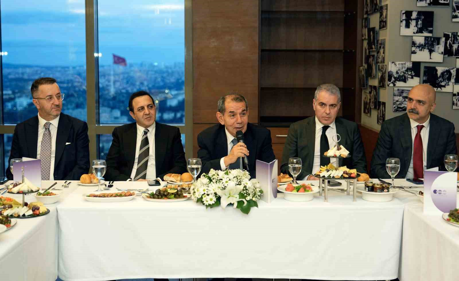 Dursun Özbek: "Hayalim Galatasaray’ı, Avrupa’nın 5 büyük kulübünden biri yapmak"
